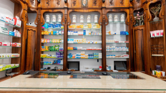 Farmacia Pilar Barrau, Menorca