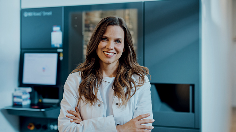 Kommissionierautomat BD Rowa Smart BD Rowa Smart ist der Kommissionierautomat für die Apotheke.