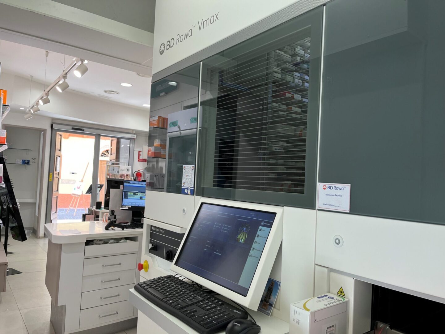 BD Rowa Vmax è il robot per la dispensazione automatica in farmacia